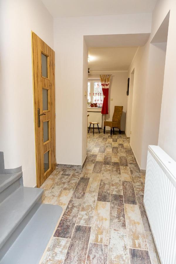 Vila Prazdninovy Dum Valdik Loket Exteriér fotografie