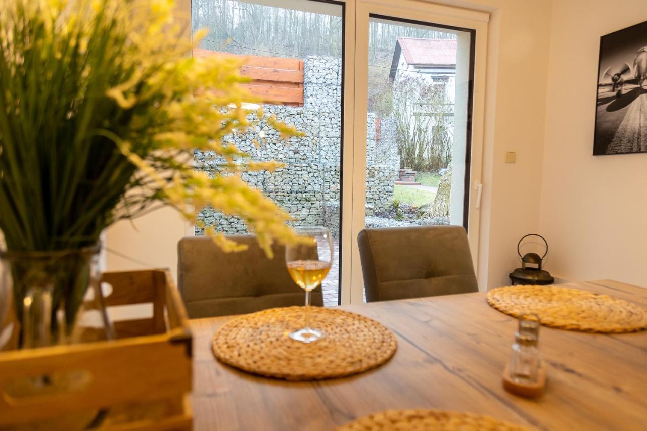 Vila Prazdninovy Dum Valdik Loket Exteriér fotografie